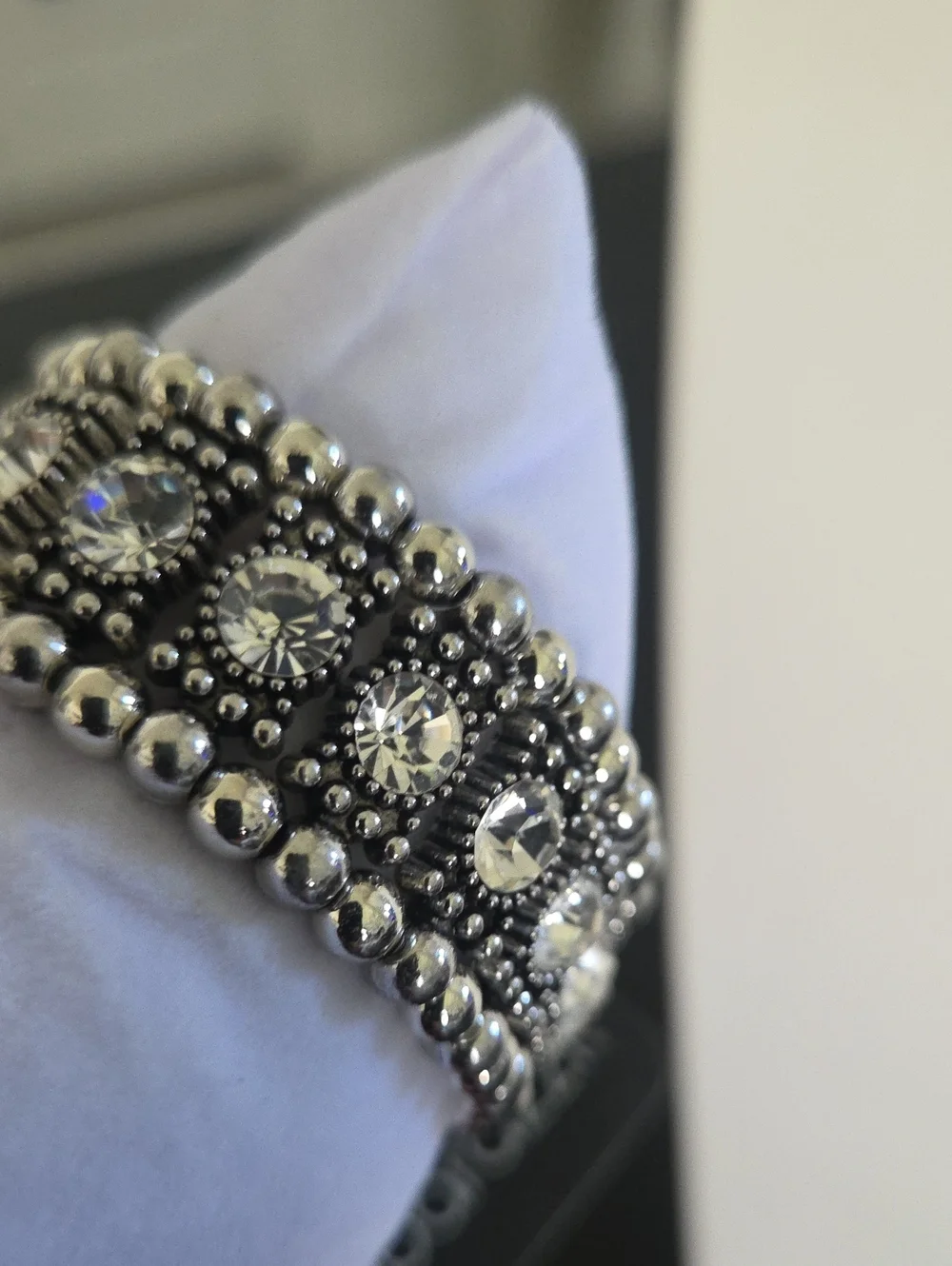 Paparazzi Ritzy Reboot White Bracelet NWT